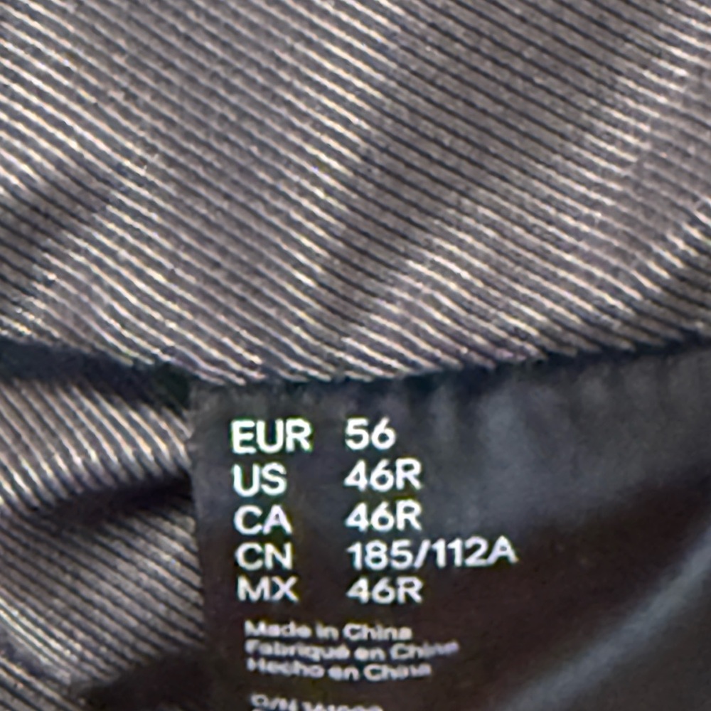 H&M Men’s Classic Grey Peacoat Size 46R - Picture 3 of 3